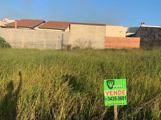 Terreno com 300m², à venda, no bairro Sierra em Extrema