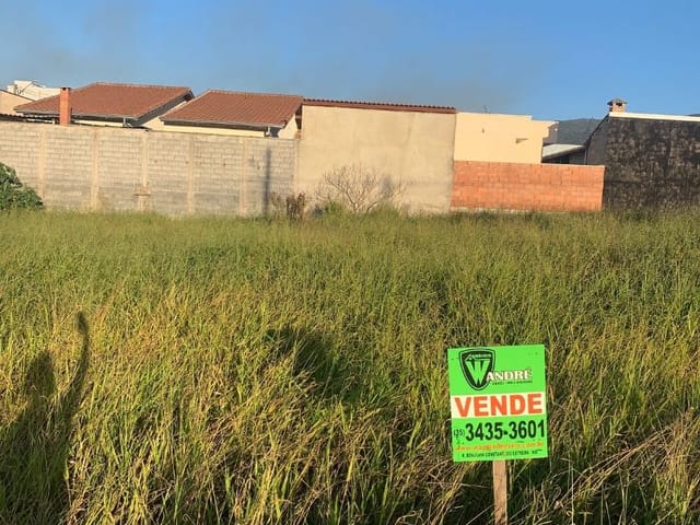 Terreno com 300m², à venda, no bairro Sierra em Extrema