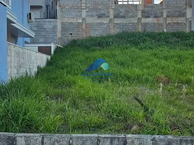 Terreno com 252m², à venda, no bairro Condomínio Residencial Mantiqueira em São José dos Campos