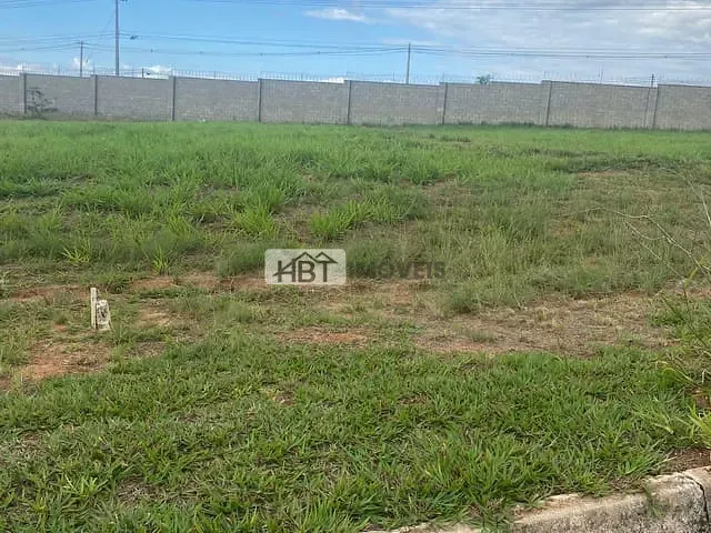 Terreno com 402m², à venda, no bairro Centro em Piratininga