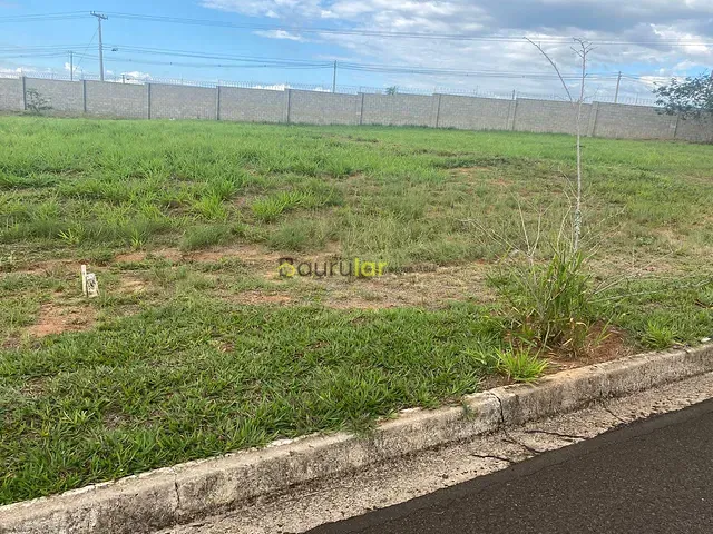 Terreno com 402m², à venda, no bairro Centro em Piratininga