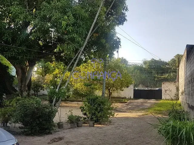 Terreno com 1220m², à venda, no bairro Campo Grande em Rio de Janeiro