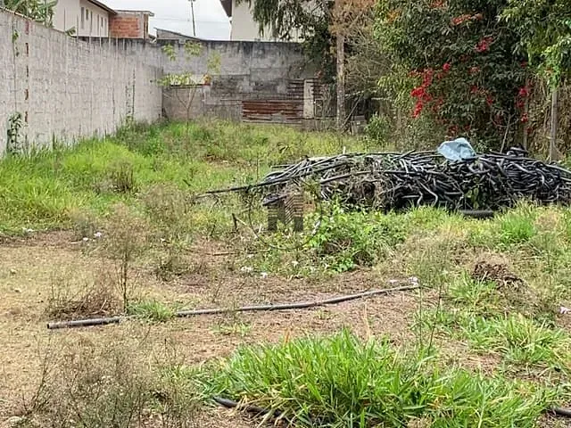 Terreno com 650m², à venda, no bairro Vila Santa Rita em Guaratinguetá