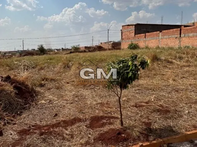 Terreno com 200m², à venda, no bairro Bella Cravinhos  em Cravinhos