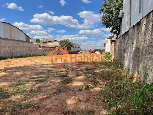 Terreno com 1790m², à venda, no bairro Residencial em Nova Mutum