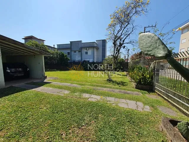 Terreno com 1008m², à venda, no bairro Canasvieiras em Florianópolis