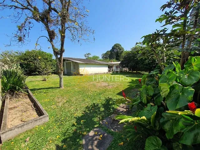 Terreno com 1008m², à venda, no bairro Canasvieiras em Florianópolis