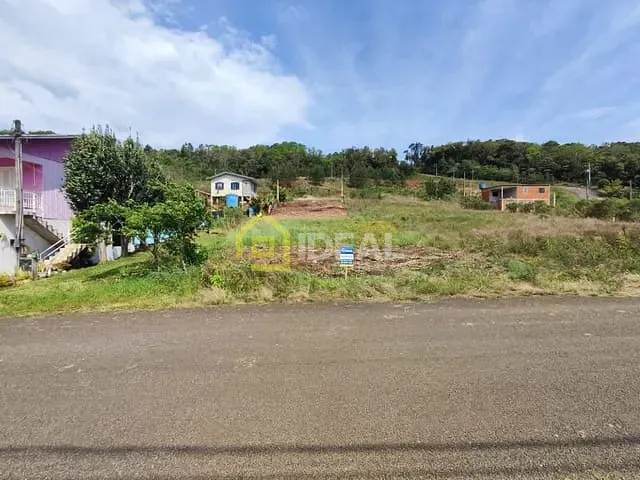Terreno com 450m², à venda, no bairro São Cristóvão em Concórdia