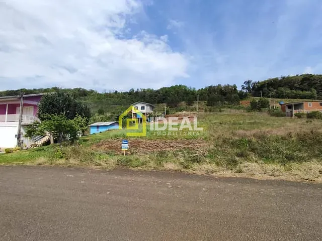 Terreno com 450m², à venda, no bairro São Cristóvão em Concórdia
