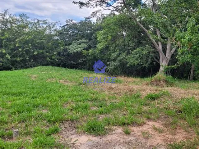 Terreno com 280m², à venda, no bairro Residencial Plaza Martins em Botucatu
