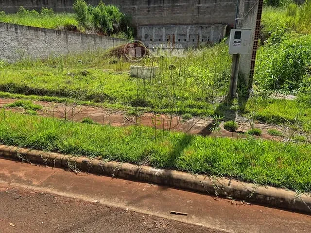 Terreno com 260m², à venda, no bairro Parque Tauá em Londrina