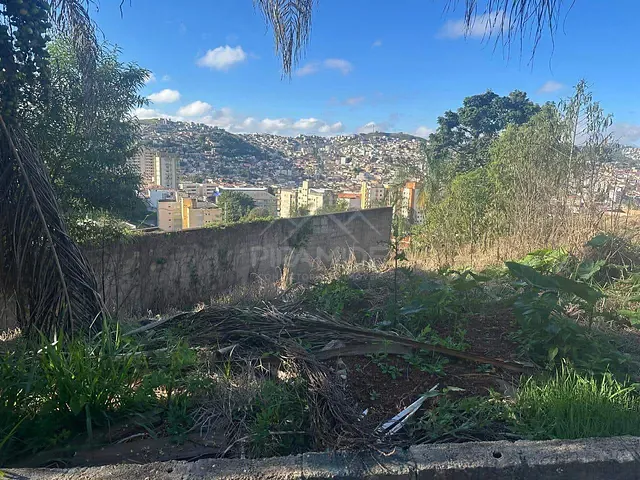 Terreno com 519m², à venda, no bairro Jardim dos Estados em Poços de Caldas