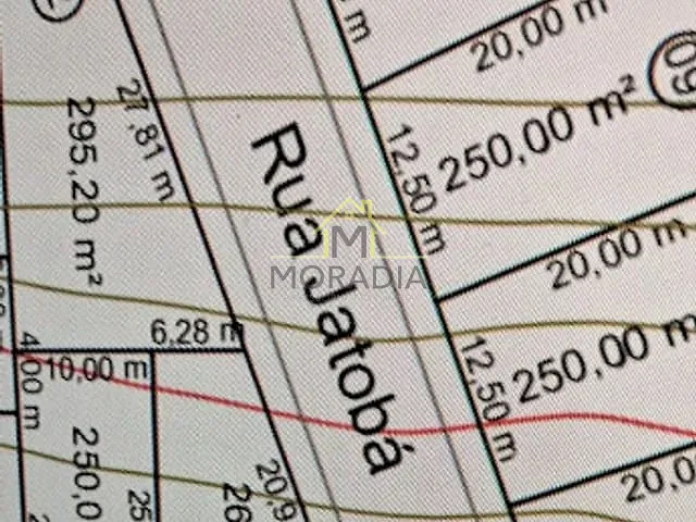 Terreno com 268m², à venda, no bairro Residencial Araucária  em Muzambinho