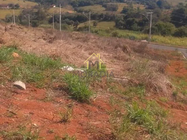 Terreno com 268m², à venda, no bairro Residencial Araucária  em Muzambinho