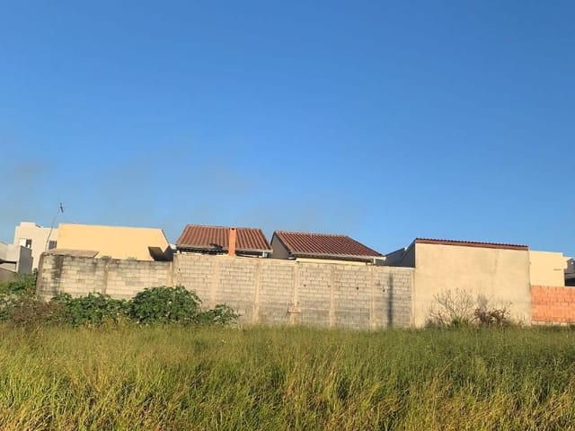 Terreno com 300m², à venda, no bairro Loteamento Sierra em Extrema