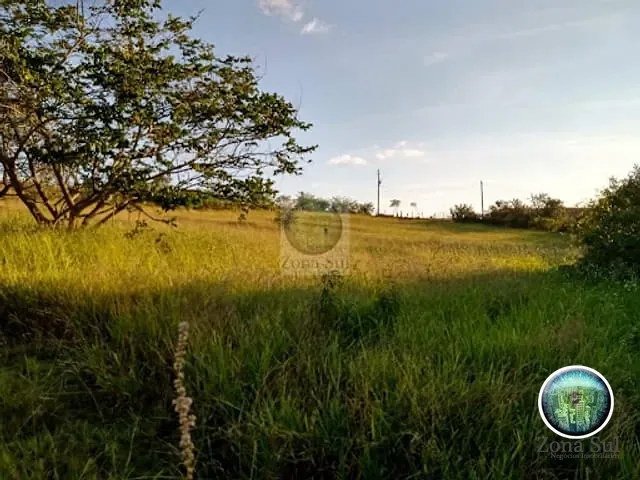 Terreno com 1500m², à venda, no bairro Carafá em Votorantim