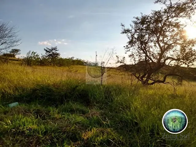 Terreno com 1500m², à venda, no bairro Carafá em Votorantim
