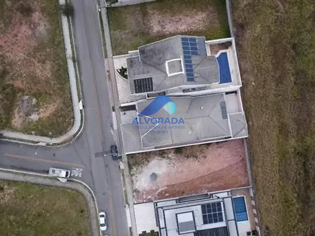 Terreno com 360m², à venda, no bairro Condomínio Residencial Mantiqueira em São José dos Campos