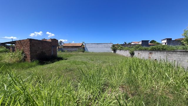Terreno com 600m², à venda, no bairro Jardim Atlântico Leste (Itaipuaçu) em Maricá