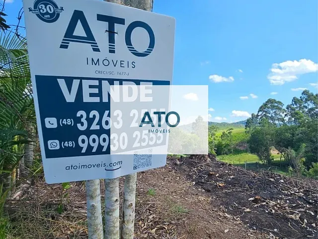 Terreno com 3050m², à venda, no bairro Centro em Tijucas