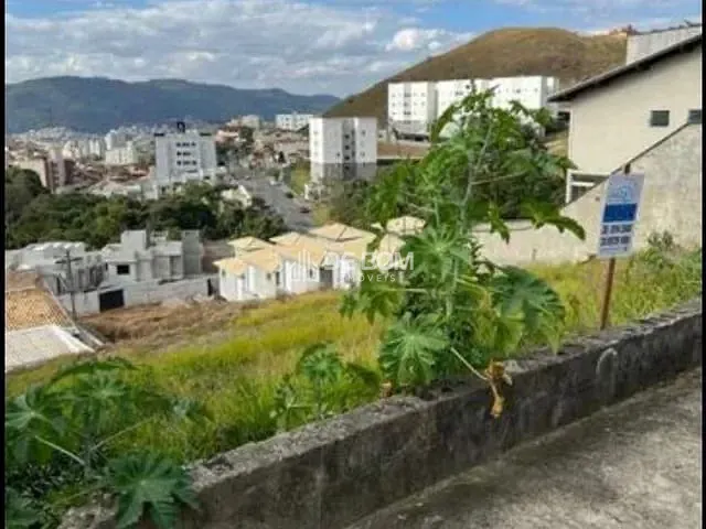 Terreno com 346m², à venda, no bairro Residencial Morumbí em Poços de Caldas