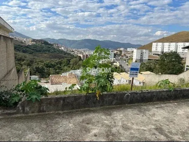 Terreno com 346m², à venda, no bairro Residencial Morumbí em Poços de Caldas