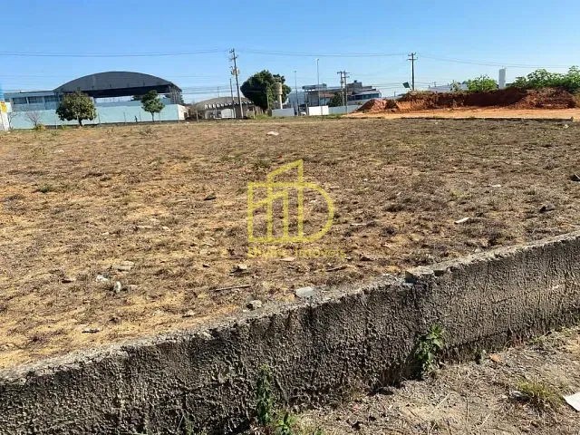 Terreno com 1800m², à venda, no bairro Jardim Santa Cecília em Sorocaba