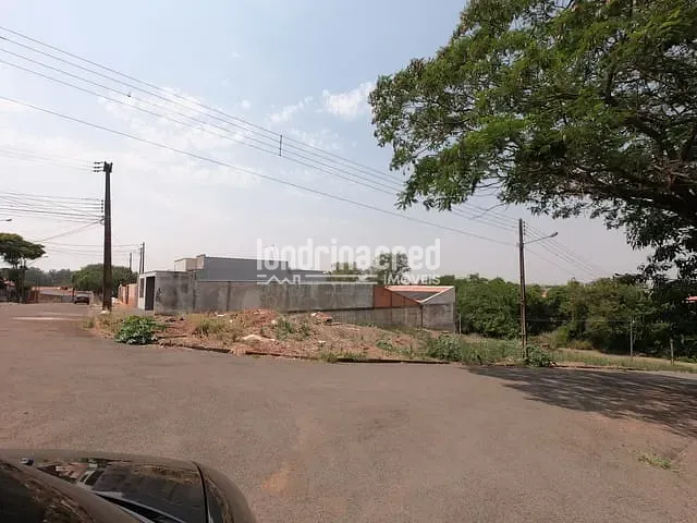 Terreno com 412m², à venda, no bairro Jardim Morada do Sol em Cambé