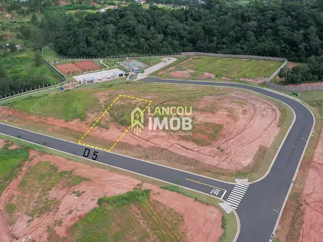 Terreno com 1000m², à venda, no bairro Ivoturucaia em Jundiaí