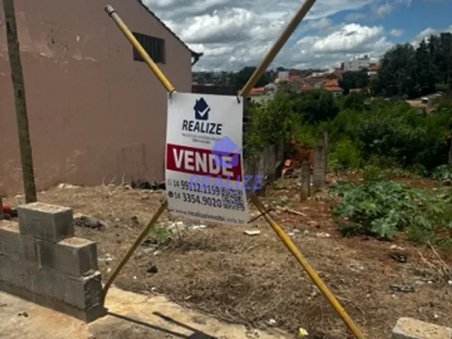 Terreno com 703m², à venda, no bairro Vila São Lúcio em Botucatu