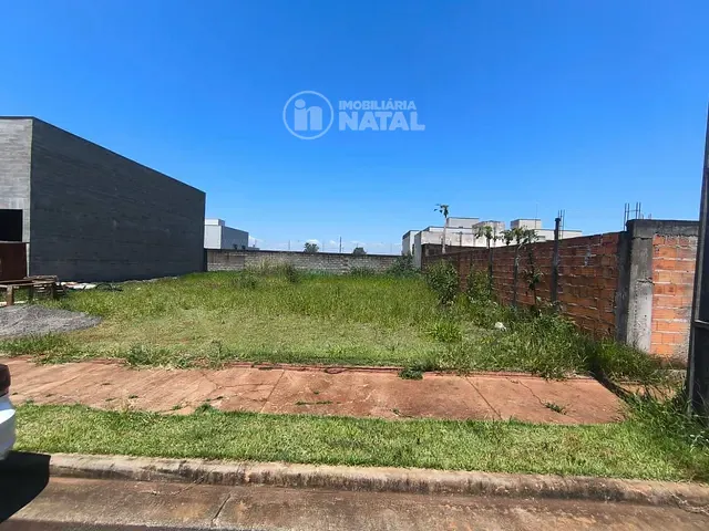 Terreno com 255m², à venda, no bairro Gleba Simon Frazer em Londrina