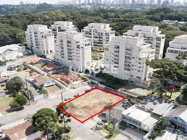 Terreno com 403m², à venda, no bairro Campo Comprido em Curitiba
