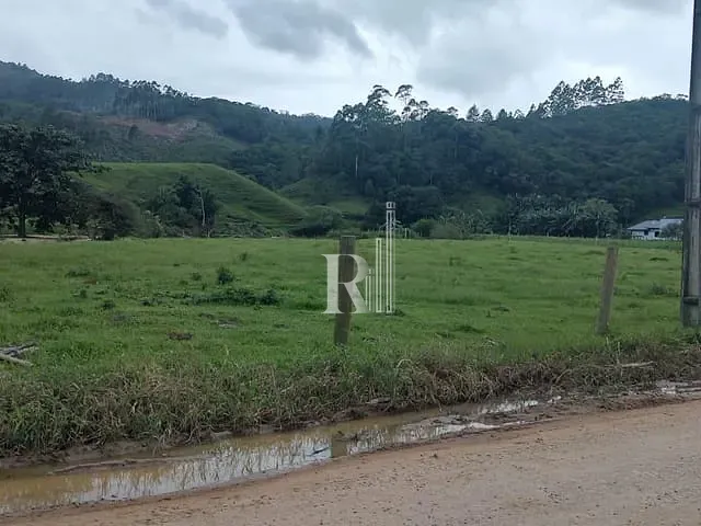 Terreno com 216000m², à venda, no bairro Campo Novo em Tijucas