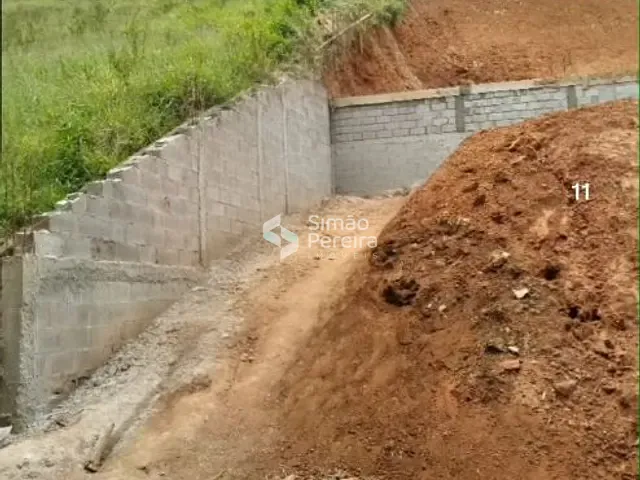 Terreno com 662m², à venda, no bairro São Pedro em Juiz de Fora