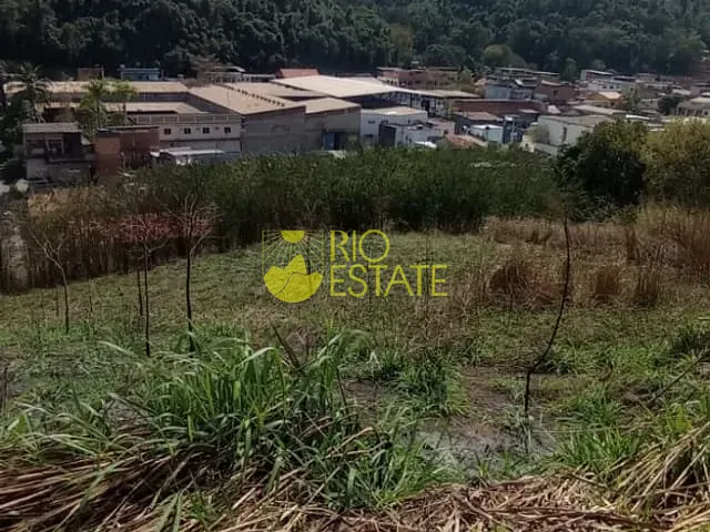 Terreno com 306m², à venda, no bairro Santa Maria II em Barra Mansa
