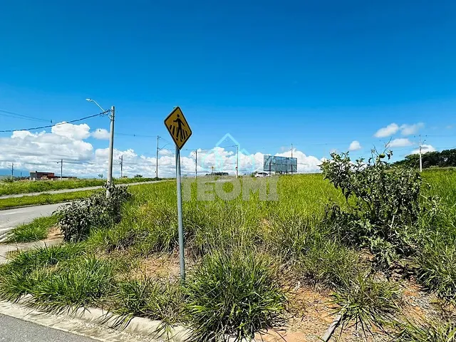 Terreno com 710m², à venda, no bairro Itapecerica em Taubaté