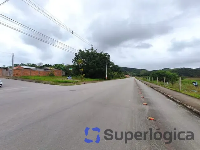 Terreno com 375m², à venda, no bairro Santa Regina em Camboriú