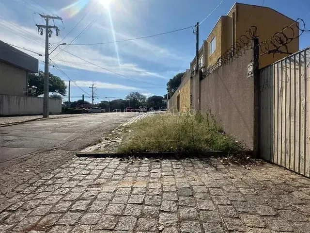 Terreno com 417m², à venda, no bairro Rebouças em Curitiba