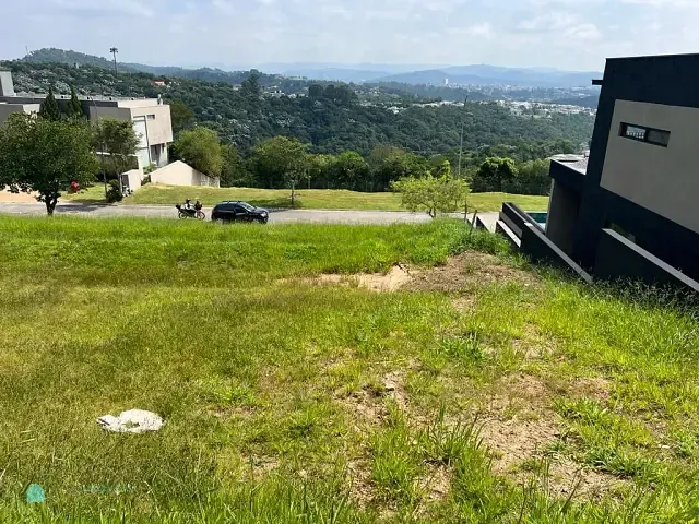 Terreno com 490m², à venda, no bairro Alphaville em Santana de Parnaíba