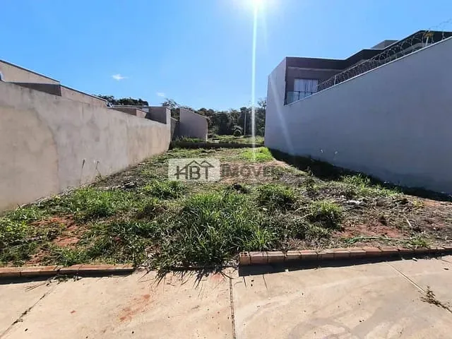 Terreno com 200m², à venda, no bairro Conjunto Habitacional Isaura Pitta Garms em Bauru