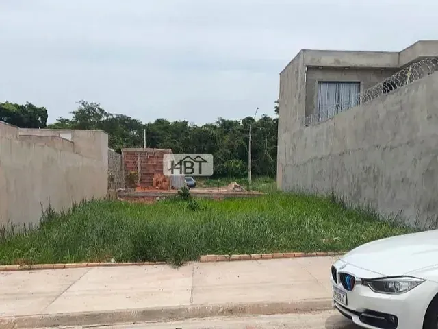 Terreno com 200m², à venda, no bairro Conjunto Habitacional Isaura Pitta Garms em Bauru