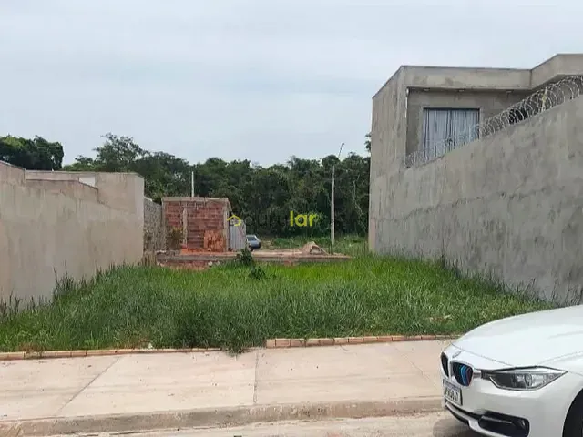 Terreno com 200m², à venda, no bairro Conjunto Habitacional Isaura Pitta Garms em Bauru