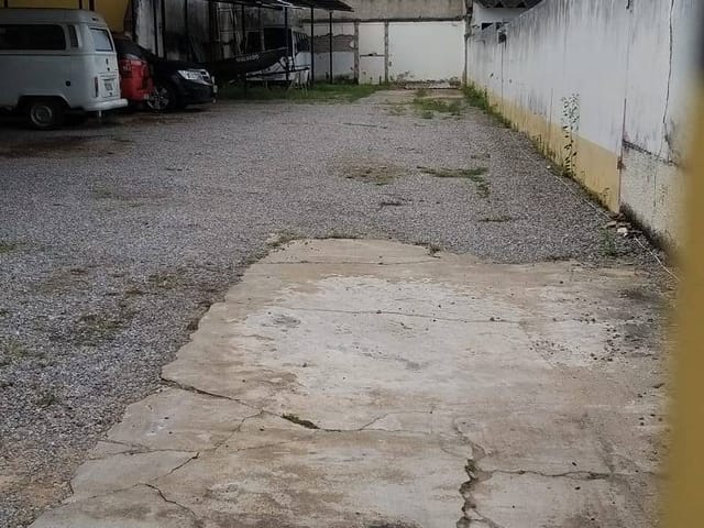 Terreno com 575m², à venda, no bairro Centro em Campos dos Goytacazes