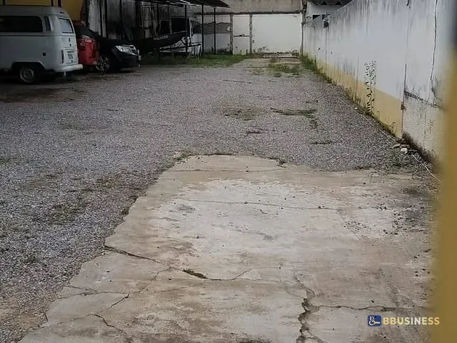 Terreno com 575m², à venda, no bairro Centro em Campos dos Goytacazes