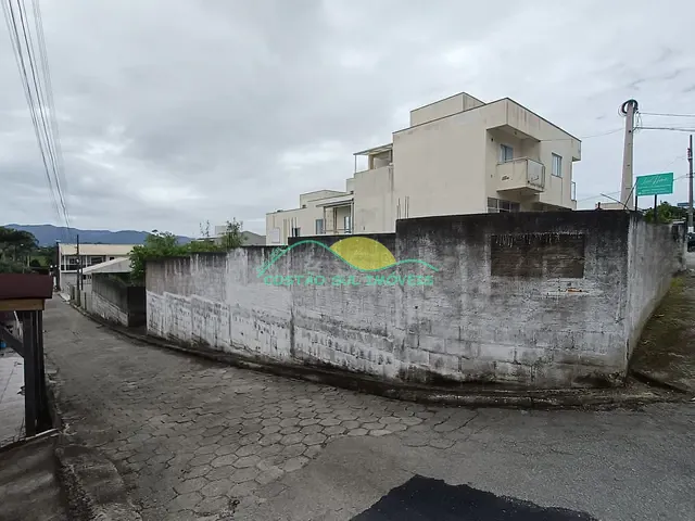 Terreno com 378m², à venda, no bairro Ribeirão da Ilha em Florianópolis