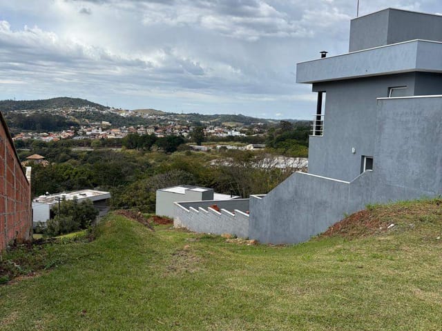 Terreno com 394m², à venda, no bairro vila omizolo em Louveira