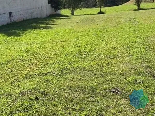 Terreno com 1637m², à venda, no bairro Condomínio Haras Paineiras em Salto