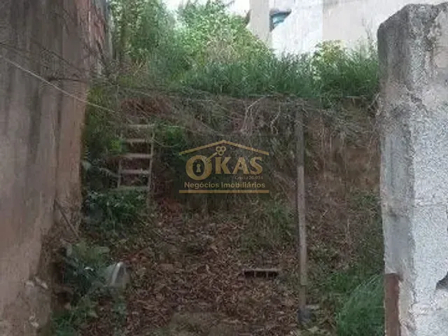 Terreno com 125m², à venda, no bairro Jardim São Bernardino em Suzano
