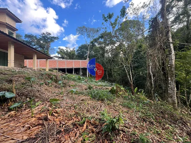 Terreno com 647m², à venda, no bairro Limoeiro em Guapimirim