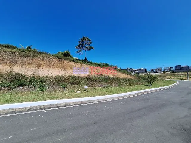 Terreno com 524m², à venda, no bairro Nossa Senhora da Vitória em Ilhéus